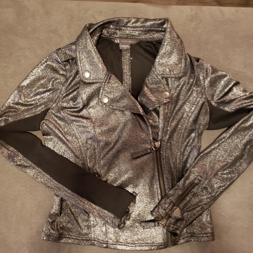 Jacket - Picture 2 of 6